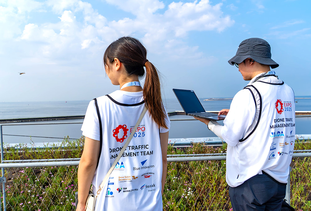 大阪・関西万博「空飛ぶクルマとドローンの運航調整実証」2